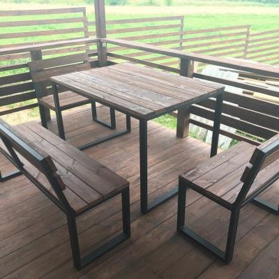 Стол и три лавочки