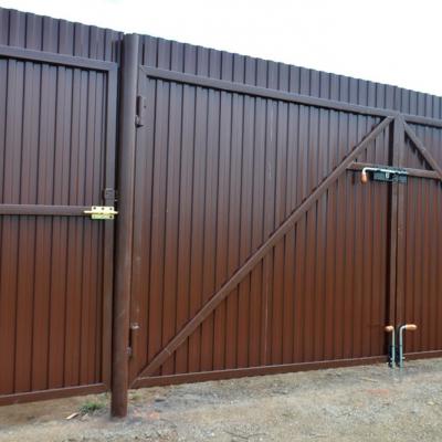 Ворота и калитка металлическая